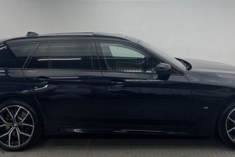 BMW 530 530 i xDrive Touring M SPORT PANO+AHK+360+HUD+