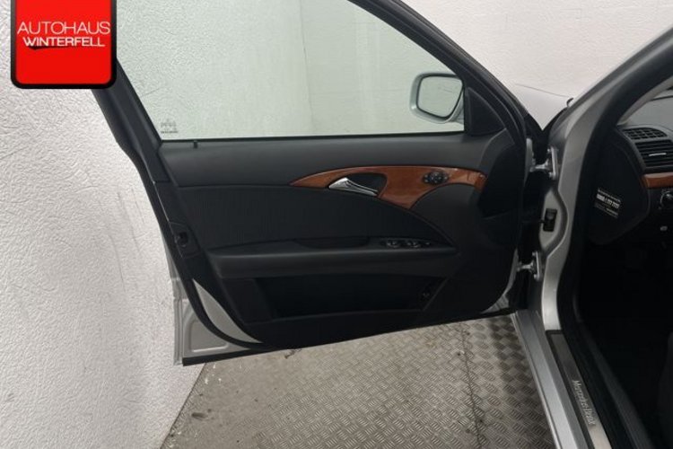 Mercedes-Benz E 200 E 200 Kompressor PDC+2-ZONEN+SITZHEIZ+TEMPOMAT+