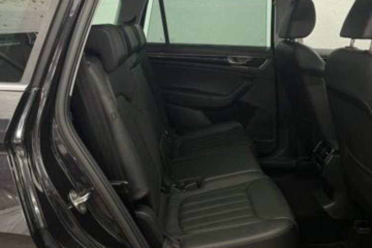 Skoda Kodiaq Kodiaq 2.0 TDI DSG L&amp;K 7SITZ+PANO+AHK+STANDHZG+