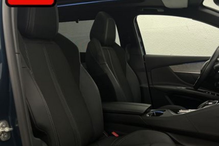 Peugeot 5008 5008 BlueHDi 130 EAT8 GT 7SITZ+PANO+AHK+NIGHT+