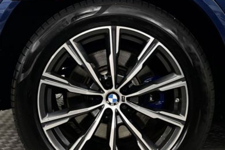 BMW X5 X5 xDrive30d M Sport PANO+AHK+HUD+MEMO+STANDHZG+