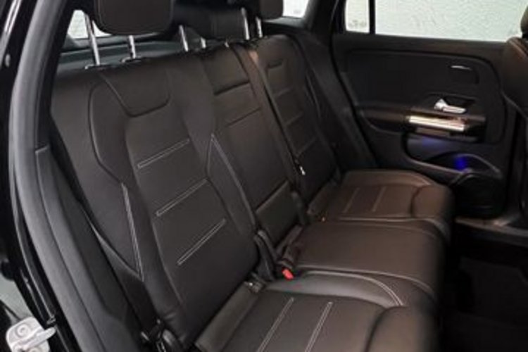 Mercedes-Benz GLA 250 GLA 250 AMG NIGHT HUD+360+MEMORY+STANDHEIZUNG+