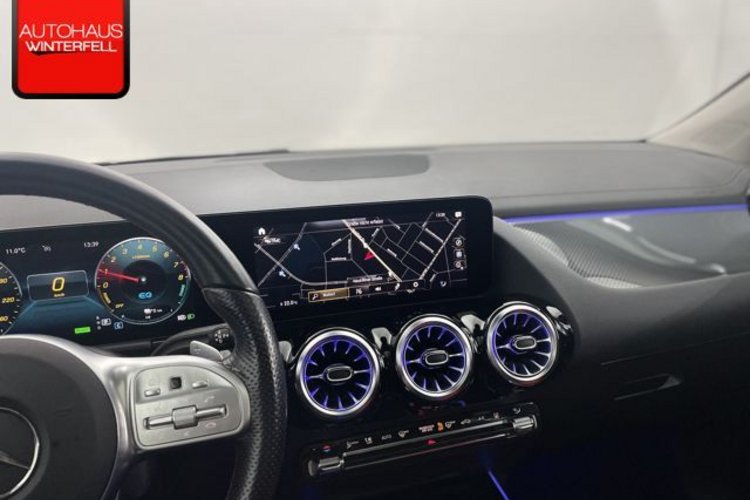 Mercedes-Benz GLA 250 GLA 250 e AMG NIGHT EXKLUSIV PANO+360+KEYLESS+