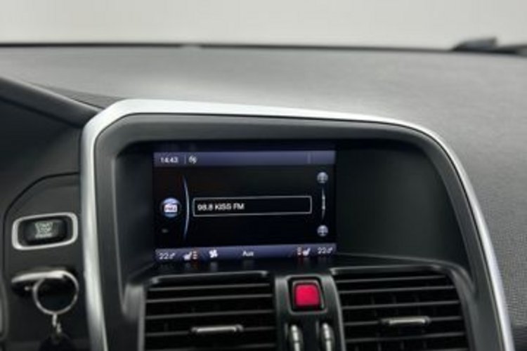 Volvo XC60 XC60 D4 AWD BI-XENON+MEMO+RTI-NAVI+TEMPOMAT+