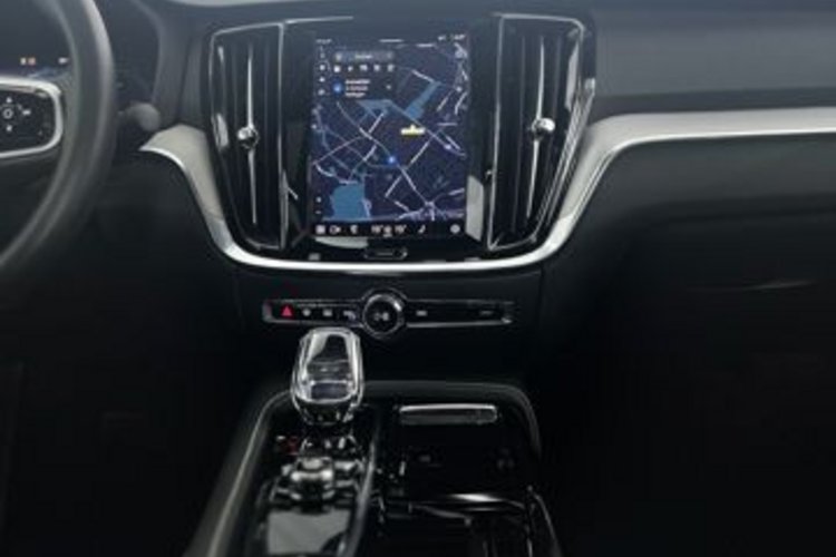 Volvo S60 S60 T8 AWD PLUS DARK RECH PANO+360+MEMO+STANDHZG