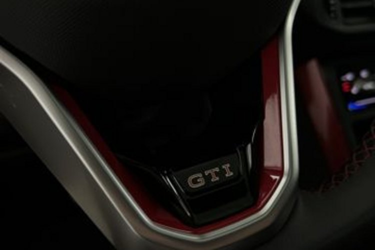 Volkswagen Polo Polo GTI PANO+BEATS+KAMERA+MATRIX+KEYLESS+