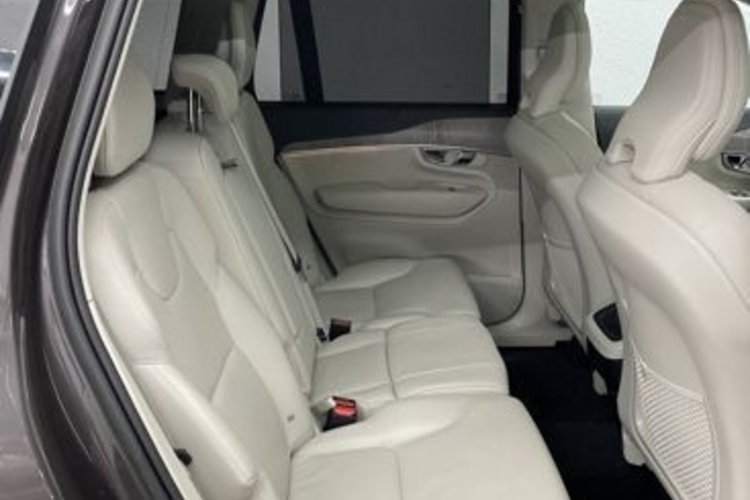 Volvo XC90 XC90 B5 D AWD Plus Bright 7SITZ+PANO+STANDHEIZUN