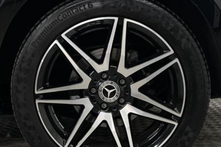 Mercedes-Benz V 300 V 300 d lang 9G AMG NIGHT 7SITZ+PANO+DIGISPIEGEL