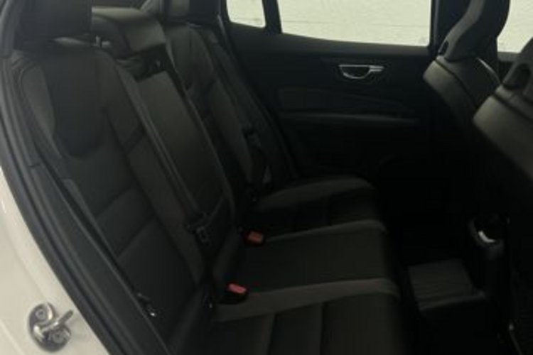 Volvo S60 S60 T8 AWD PLUS DARK RECH PANO+360+MEMO+STANDHZG