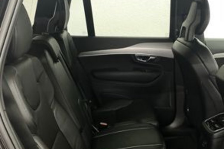 Volvo XC90 XC90 T8 AWD Recharge RDesign 7SITZ+AHK+KEYLESS+