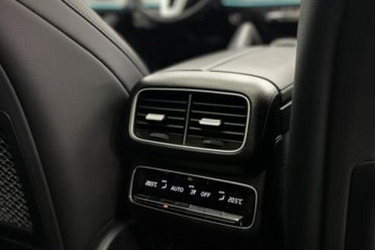 Mercedes-Benz GLE 350 GLE 350 de 4M AMG PANO+21Z+AHK+KAMERA+THERMOTRON