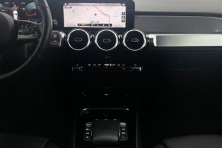 Mercedes-Benz GLB 220 GLB 220 d 7SITZ+DIGITAL+KAMERA+CARPLAY+AUGMENTED