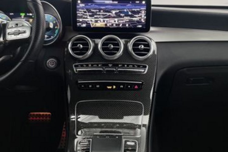 Mercedes-Benz GLC 300 GLC 300 de Coupe 4M AMG NIGHT CARBON AIRMATIC+