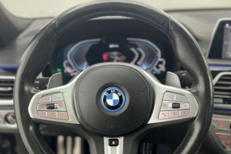 BMW 745 745 e M SPORT GSD+LASER+MASSAGE+SITZKLIMA+360+