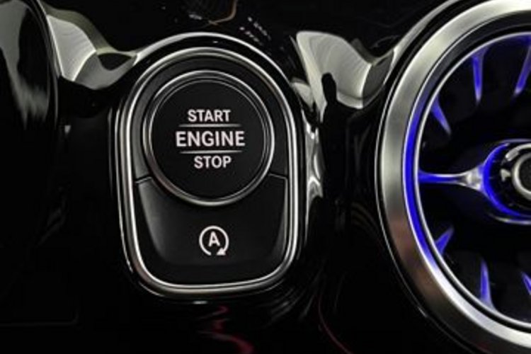 Mercedes-Benz GLA 250 GLA 250 AMG NIGHT HUD+360+MEMORY+STANDHEIZUNG+