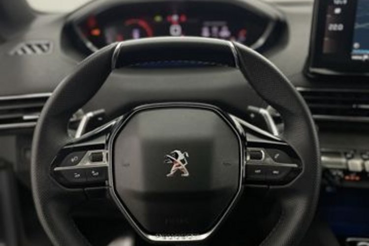 Peugeot 3008 3008 PureTech 130 EAT8 GT BLACK PANO+360+ACC+LED