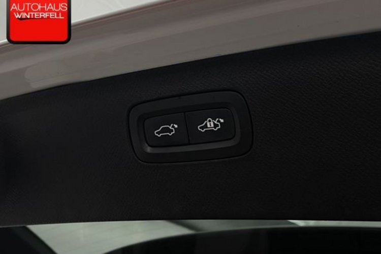 Volvo XC90 XC90 B5 AWD ULTIMATE BRIGHT 7SITZ+PANO+AHK+NUBUK