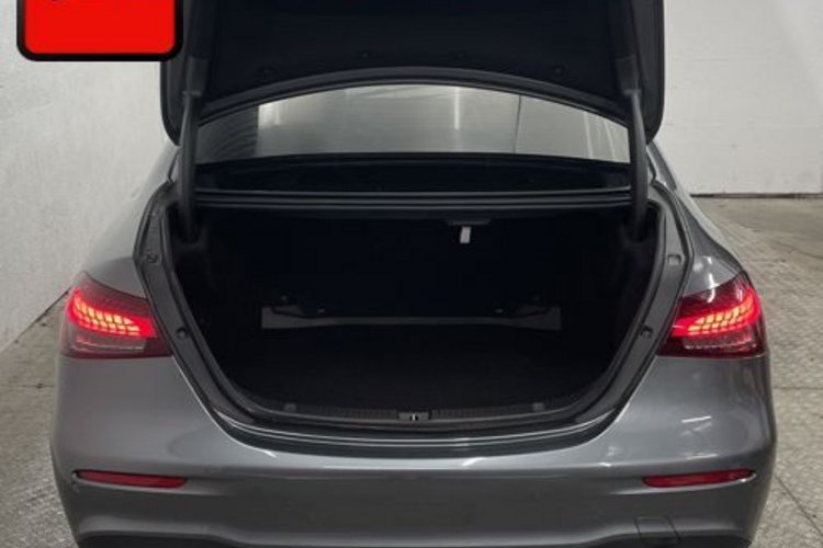 Mercedes-Benz E 400 E 400 d 4M AMG SPORT 20Z+STANDHEIZUNG+KAMERA+