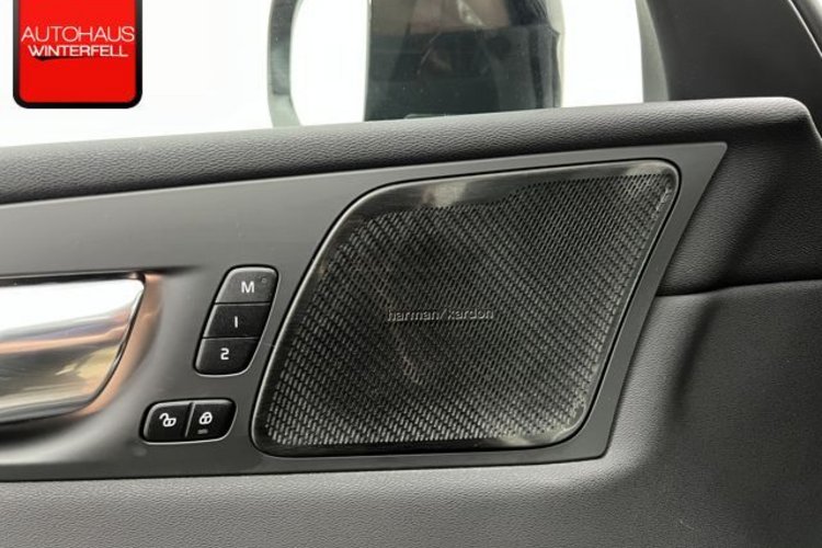 Volvo XC60 XC60 T8 AWD R-DESIGN PANO+LUFT+22Z+HUD+H&amp;K+STAND