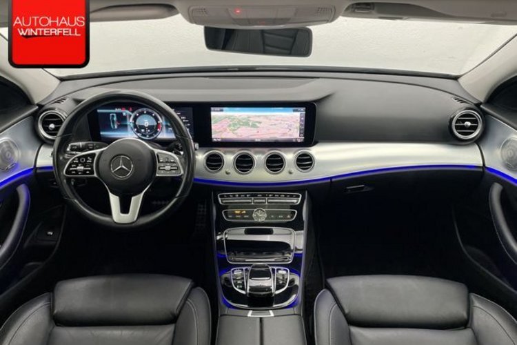 Mercedes-Benz E 220 E 220 d 4M T AVANTGARDE ALL-TERRAIN PANO+LUFT+