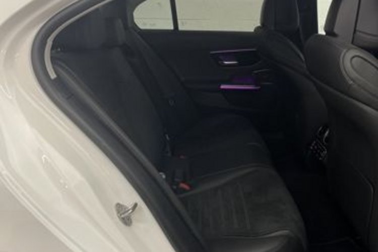 Mercedes-Benz C 300 C 300 AMG NIGHT DIGITAL+360+4-ZONEN+AUGMENTED+