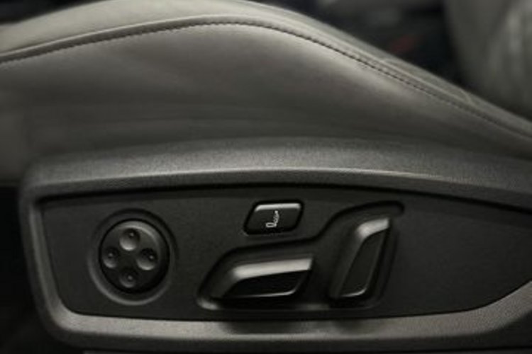 Audi Q5 Q5 55 TFSI e qu S LINE CARBON PANO+LUFT+AHK+360+