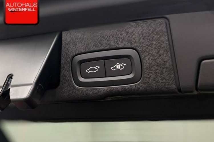 Volvo XC60 XC60 T8 AWD PLUS BLACK EDITION RECH PANO+STANDH+