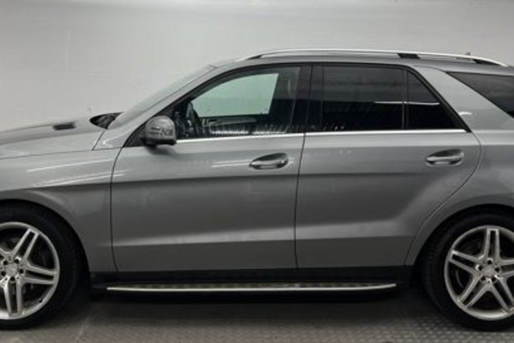 Mercedes-Benz ML 250 ML 250 CDI BT AMG SPORT AIRMATIC+21Z+TRITT+ILS+