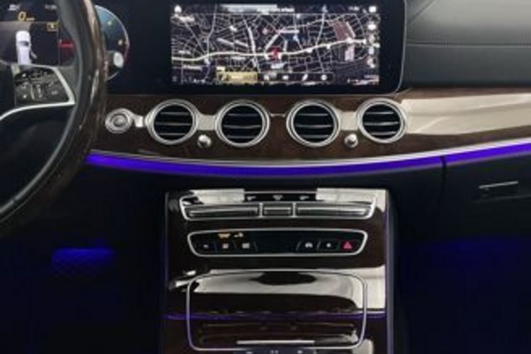 Mercedes-Benz E 300 E 300 d 4M T EXCLUSIVE ESD+AHK+MEMO+BURM+STANDHE