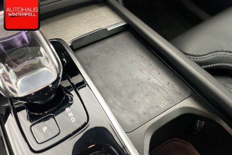 Volvo XC90 XC90 T8 PLUS DARK RECH AWD 7SITZ+PANO+AHK+STANDH