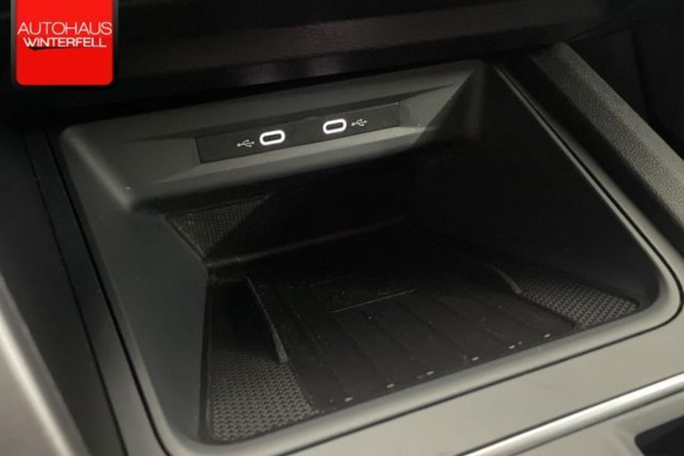 Seat Leon Leon Sportstourer 1.5 eTSI FR STANDHZG+AHK+ACC+