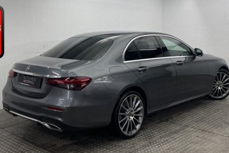 Mercedes-Benz E 400 E 400 d 4M AMG SPORT 20Z+STANDHEIZUNG+KAMERA+