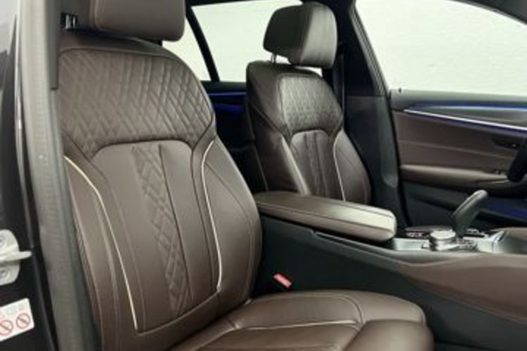 BMW 530 530 d Touring M SPORT PRO PANO+LASER+AHK+STANDH+
