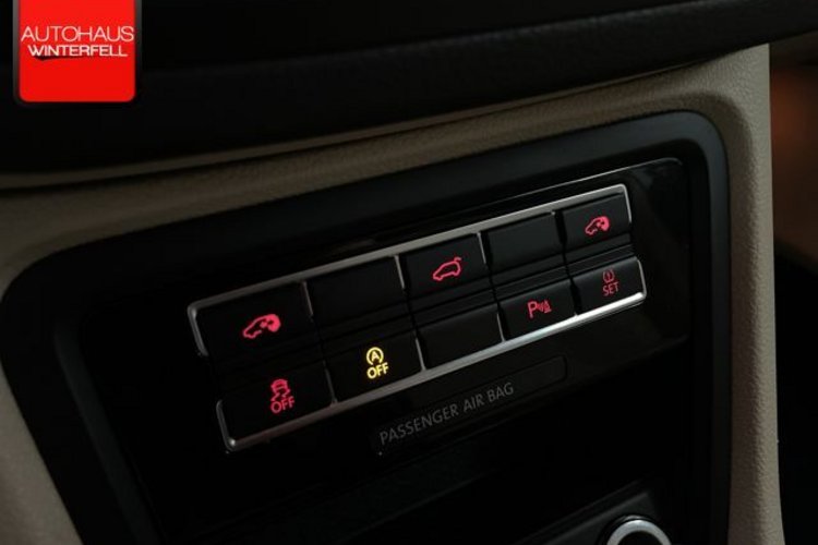 Volkswagen Sharan Sharan 2.0 TDI Highline 7SITZ+ACC+KAMERA+CARPLAY