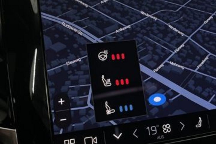 Volvo XC90 XC90 T8 PLUS DARK RECH AWD 7SITZ+PANO+AHK+STANDH