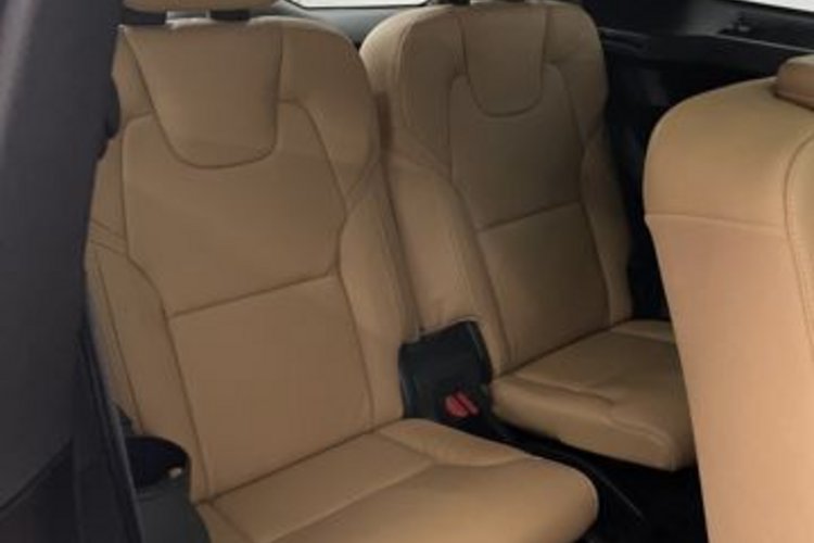 Volvo XC90 XC90 T8 INSCRIPTION RECH AWD 7SITZ+PANO+AHK+MEMO