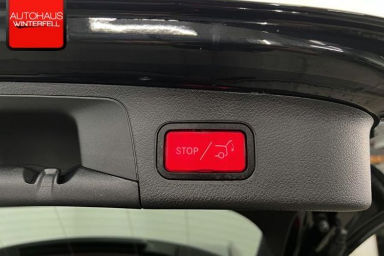 Mercedes-Benz GLA 250 GLA 250 AMG NIGHT HUD+360+MEMORY+STANDHEIZUNG+