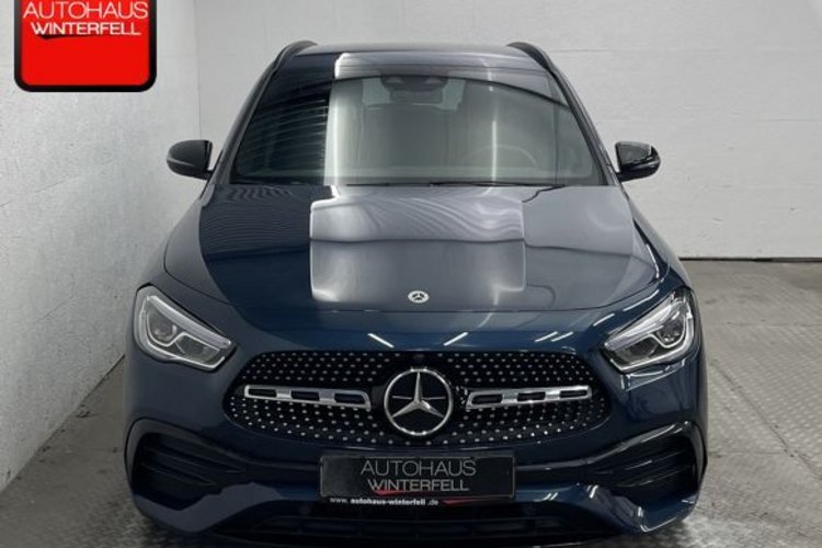 Mercedes-Benz GLA 220 GLA 220 d AMG NIGHT CARBON 20Z+KAMERA+KEYLESS+