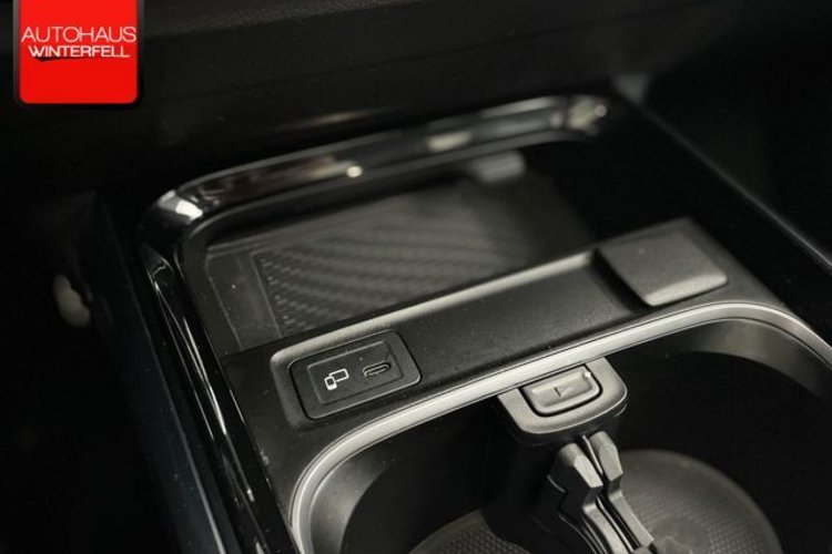Mercedes-Benz GLB 200 GLB 200 d AMG LINE 7SITZ+PANO+DIGITAL+KAMERA+LED