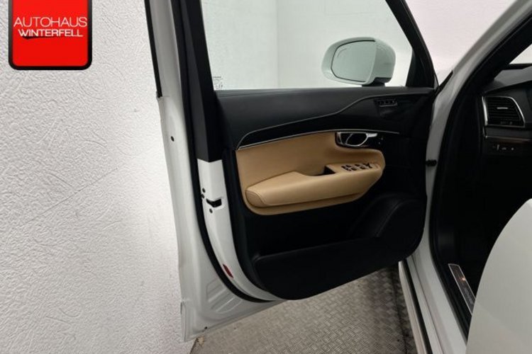 Volvo XC90 XC90 T8 INSCRIPTION RECH AWD 7SITZ+PANO+AHK+MEMO