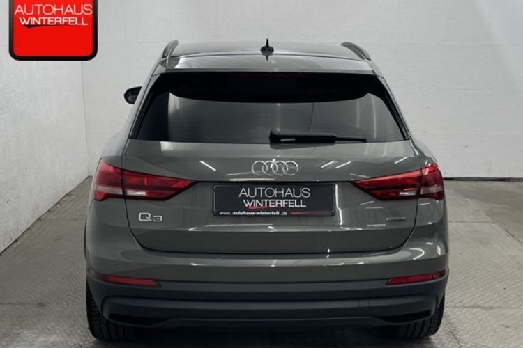 Audi Q3 Q3 40 TFSI qu S line 20Z STANDHZG+360+VIRTUAL+