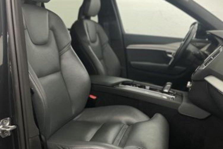 Volvo XC90 XC90 Recharge T8 AWD R-DESIGN 7SITZ+22Z+HUD+360+