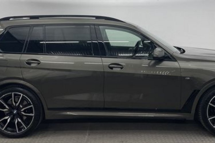 BMW X7 X7 xDrive 40 d M SPORT PANO-SKY+TV-FOND+LASER