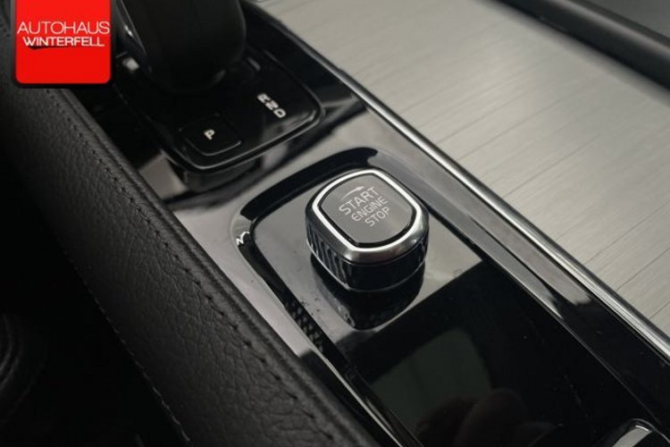 Volvo XC90 XC90 B5 AWD PRO PANO+AHK+MEMORY+STANDHEIZUNG+LED