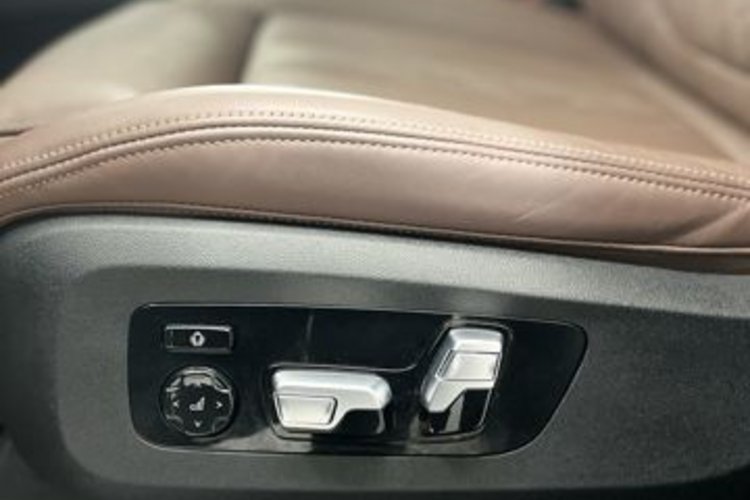 BMW X5 X5 xDrive 40d M SPORT CARBON+PANO+AHK+NIGHT-VIS+