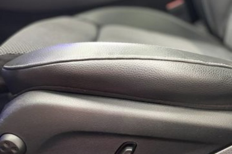 Mercedes-Benz E 220 E 220 d EXCLUSIVE SCHIEBEDACH+360+AHK+LED+3ZONEN
