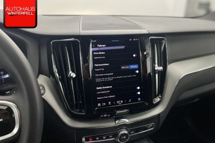 Volvo XC60 XC60 B4 AWD PLUS DARK PANO+AHK+MEMORY+H&amp;K+LED+