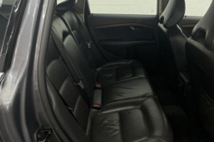 Volvo V70 V70 3.2 GEARTRONIC SUMMUM SITZKLIMA+MEMORY+XENON