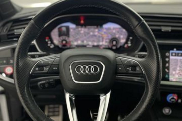 Audi Q3 Q3 Sportback 45 TFSI qu S line PANO+AHK+STANDHZG