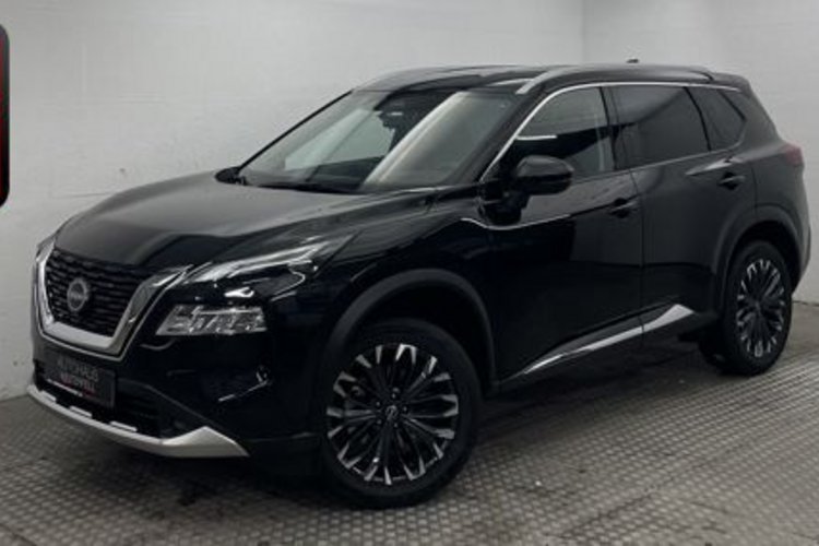 Nissan X-Trail X-Trail 1.5 VC-T Tekna 7SITZ+BOSE+MEMO+CARPLAY+